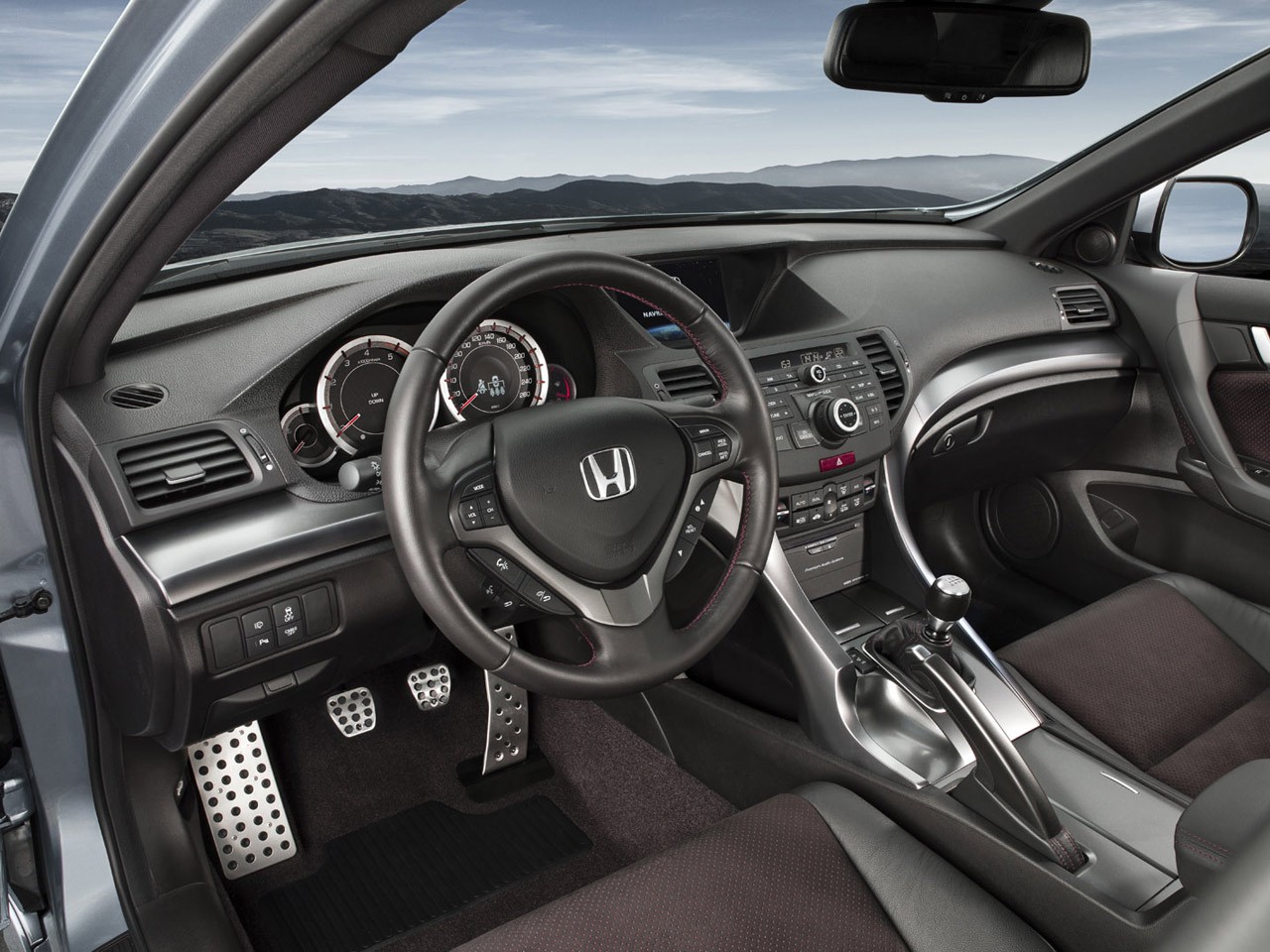 Honda Accord (2012). Салон