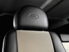 Пятидверный Land Rover Defender Raw Limited Edition. Подголовник