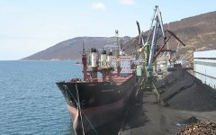 Теплоход «Золотая Колыма» © фото с сайта tranzitdv.ru
