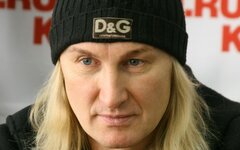 Александр Иванов позвал на концерт лечивших бойцов врачей госпиталя Вишневского