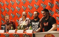На презентации книги об «Аборте мозга» спели «Танцы до неба» голосом Егора Летов