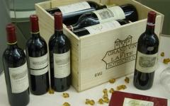 Вино Шато Лафит-Ротшильд. Фото с сайта lafite.com
