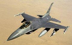 Истребитель F-16. Фото с сайта wikipedia.org