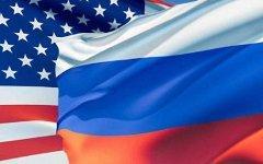 Флаги США и России. Фото с сайта ajcrussian.org