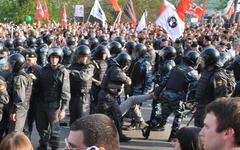 Митинг 6 мая 2012 года. Фото Александра и Тани Симо с сайта simo.ru