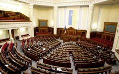 Зал заседаний Верховной Рады Украины. Фото с сайта wikipedia.org
