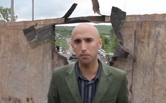Грэм Филлипс. Стоп-кадр с видео в YouTube