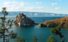 Озеро Байкал. Фото Владимира Калюжного с сайта wikimedia.org