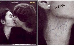 Обложка альбома «Double Fantasy»/Moments in Time