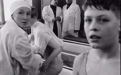 Кадр из фильма «Хрусталев, машину!». Фото с сайта kino-teatr.ru
