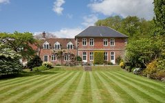 Фото Savills