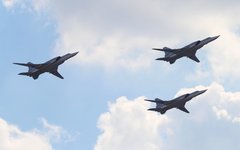 Сверхзвуковые ракетоносцы-бомбардировщики Ту-22М-3 © KM.RU, Илья Шабардин
