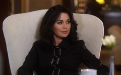 Заворотнюк доставлена в инвалидном кресле в клинику для тяжелобольных