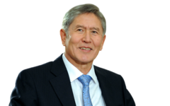  Алмазбек Атамбаев