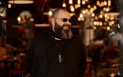 Максим Фадеев узнал в криках петуха пение российских поп-звезд