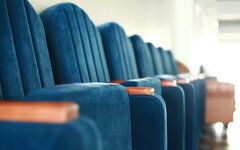 Кинотеатры России заморозили цены на билеты и еду