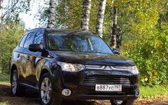 Mitsubishi Outlander © KM.RU, Кирилл Савченко