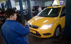 В московском таксомоторном парке © KM.RU, Кирилл Зыков