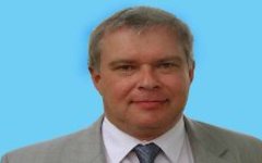 Юрий Попов