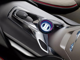 Ford Vertrek Concept. Кнопка включения двигателя