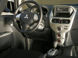 Mitsubishi i-MiEV. Салон