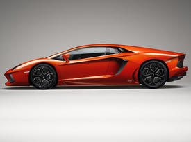 Lamborghini Aventador LP700-4