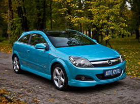 Opel Astra GTC H. Фото 2  Auto.km.ru