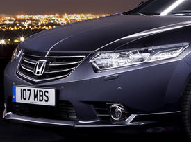 Honda Accord (2012). Решетка радиатора
