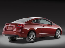 Honda Civic (2012). Зад-бок