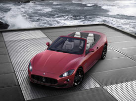 Maserati GranCabrio Sport. Перед-бок
