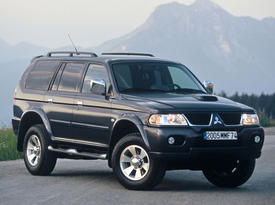 Mitsubishi Pajero Sport (2005-2007). Перед-бок