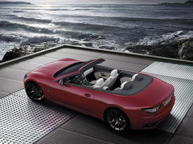 Maserati GranCabrio Sport. Зад-бок