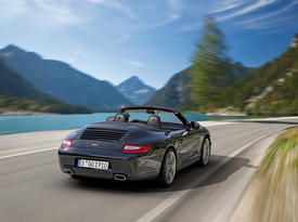 Porsche 911 Black Edition. Вид сзади