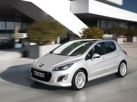 Peugeot 308 (2012). Перед-бок