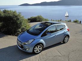Hyundai ix20. Вид сбоку