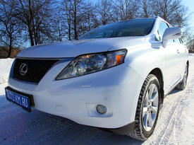 Lexus RX 350. Фара