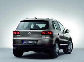 Volkswagen Tiguan (2012). Зад-бок