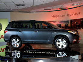 Toyota Highlander. Фото 2 Auto.km.ru