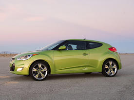 Hyundai Veloster (2012). Вид сбоку
