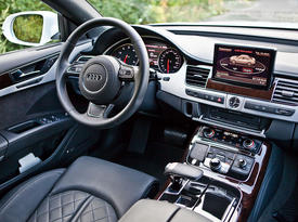 Тест-драйв Audi A8. Фото 4 Auto.km.ru