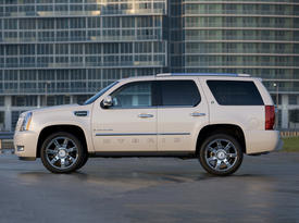 Cadillac Escalade Hybrid бок