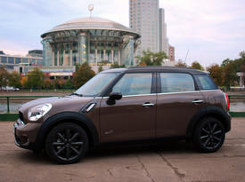 MINI Countryman. Фото 3 Auto.km.ru