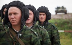 Солдаты © KM.RU