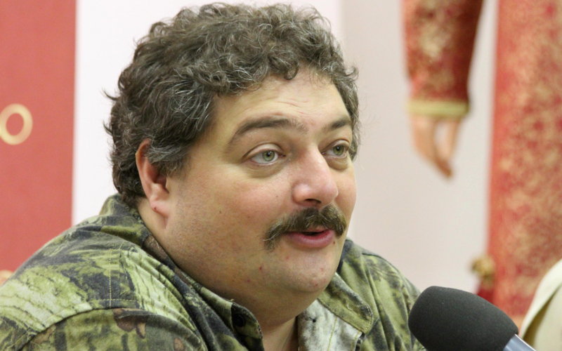 Дмитрий Быков © KM.RU, Илья Шабардин