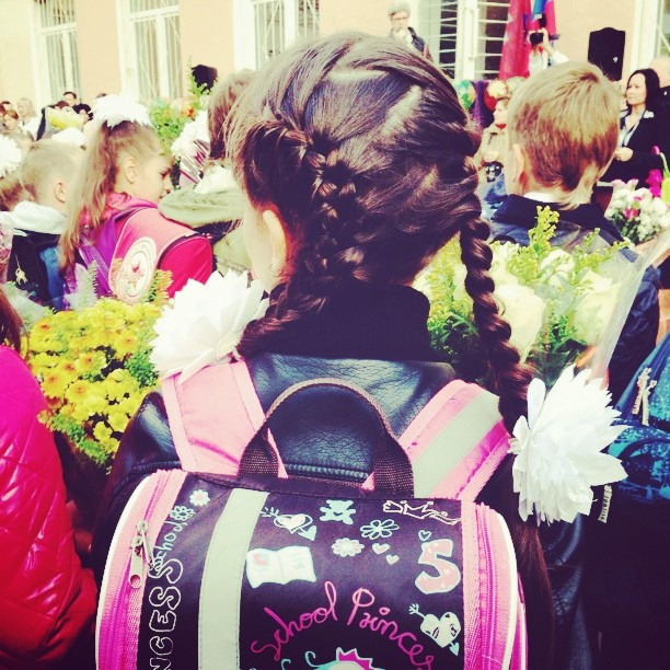 © KM.RU, Instagram © katrinshi