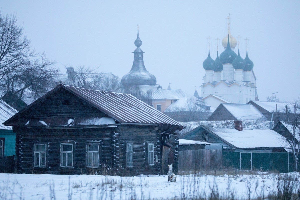 © KM.RU