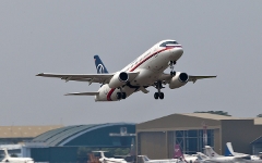 SSJ-100. Фото Сергея Доли (sergeydolya.livejournal.com)