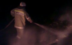 Тушение пожара в Новомихайловском. Фото с сайта 26.mchs.gov.ru