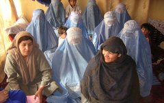Афганские женщины. Фото с сайта the-south-asian.com