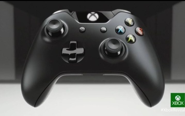 Джойстик Xbox One. Кадр из видео с xbox.com